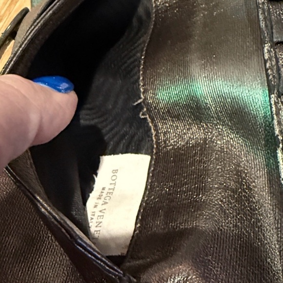 Authentic Bottega Veneta Intrecciato Lambskin Wallet Italy - Picture 3 of 6